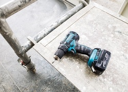 Normal_makita_boor-schroefmachine_ddf480rmj