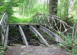 Normal_brug_kapot_bos